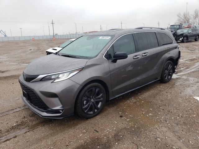 2022 TOYOTA SIENNA XSE, 