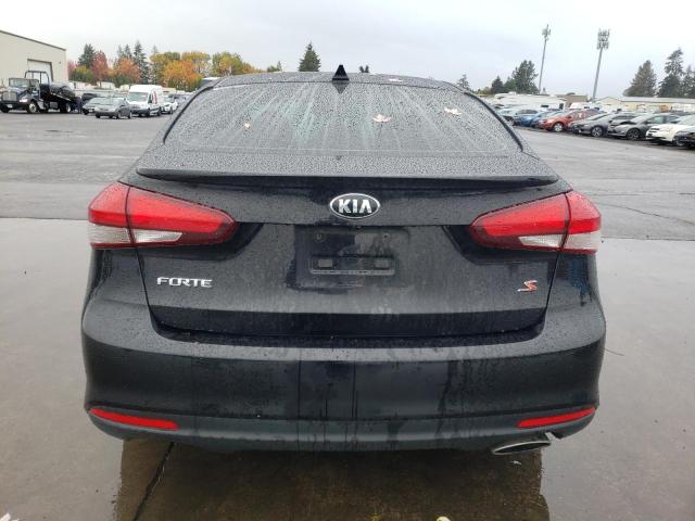 3KPFL4A70JE216671 - 2018 KIA FORTE LX BLACK photo 6