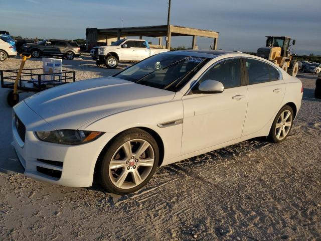 SAJAD4FN4JCP25170 - 2018 JAGUAR XE PREMIUM WHITE photo 1