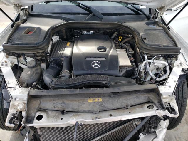 WDC0G4JB6KF668057 - 2019 MERCEDES-BENZ GLC 300 WHITE photo 11