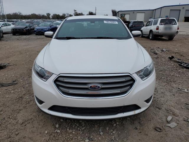 1FAHP2E80JG105628 - 2018 FORD TAURUS SEL WHITE photo 5