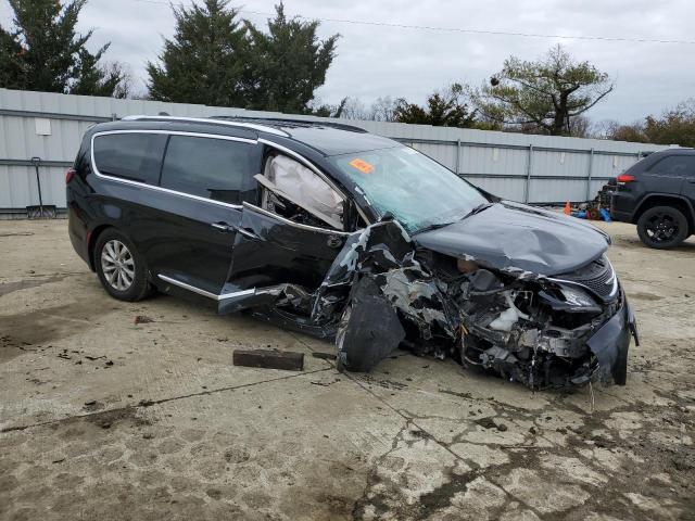 2C4RC1BG8JR104192 - 2018 CHRYSLER PACIFICA TOURING L BLACK photo 4