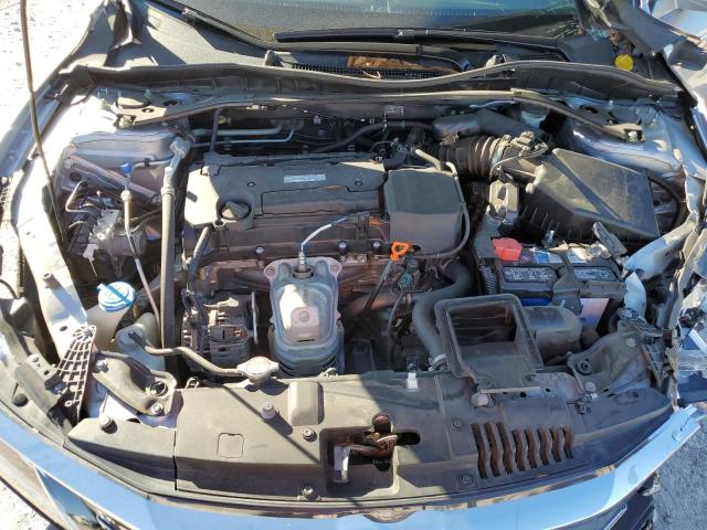 1HGCR2F78HA059551 - 2017 HONDA ACCORD EX SILVER photo 11