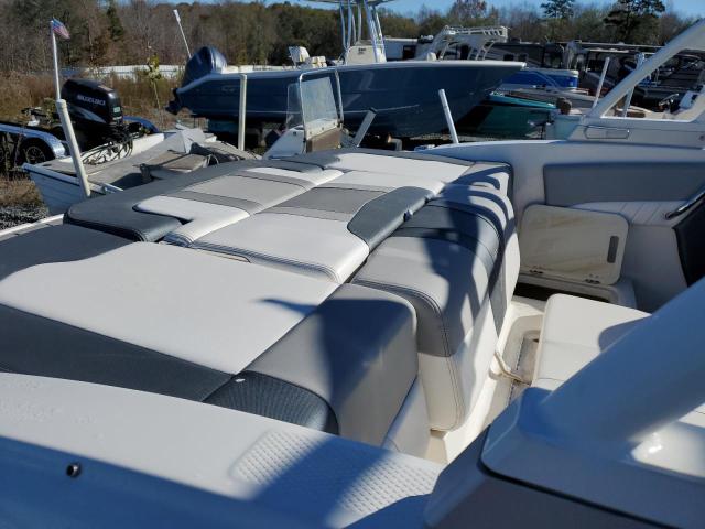 FGBD0946E121 - 2021 CHAP BOAT 白色 照片 6