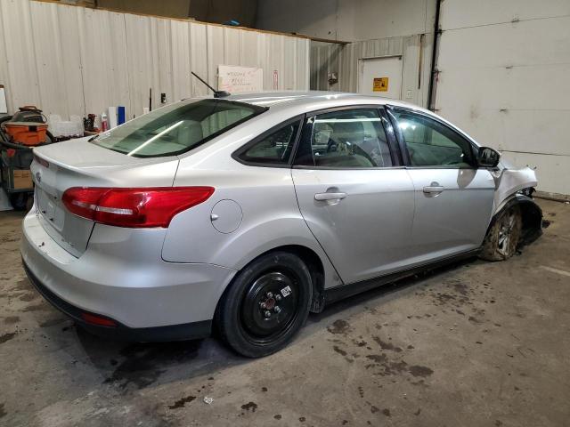 1FADP3F23GL248572 - 2016 FORD FOCUS SE SILVER photo 3