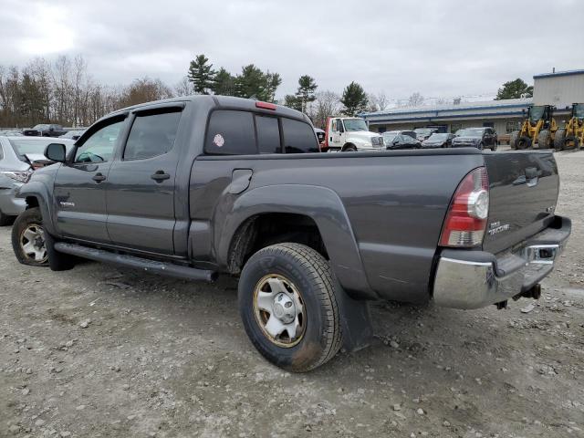 3TMMU4FN8CM042627 - 2012 TOYOTA TACOMA DOUBLE CAB LONG BED GRAY photo 2