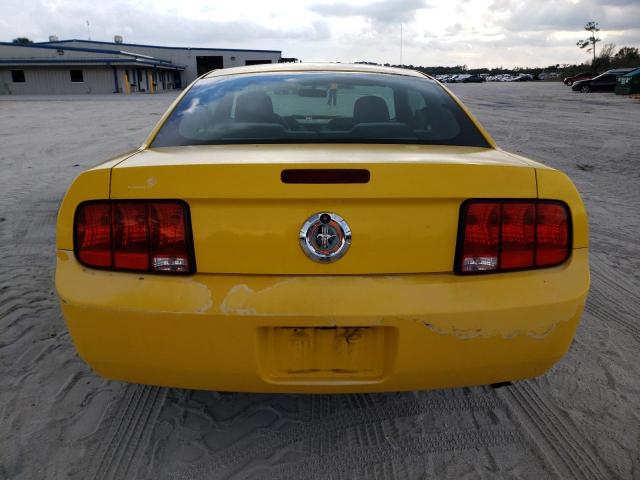 1ZVFT80N365207549 - 2006 FORD MUSTANG YELLOW photo 6