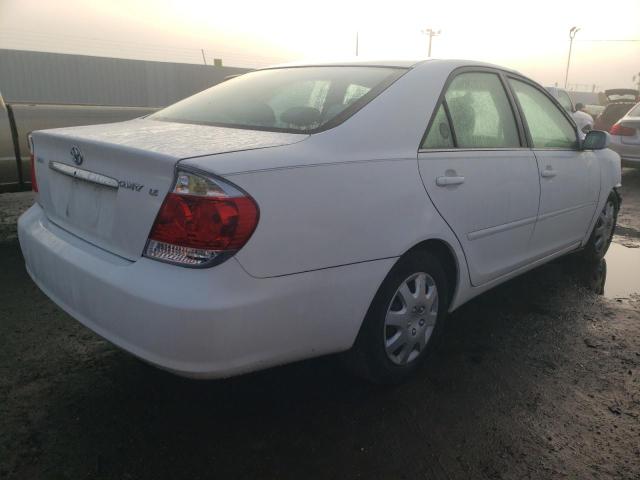 4T1BE32K35U614594 - 2005 TOYOTA CAMRY LE WHITE photo 3