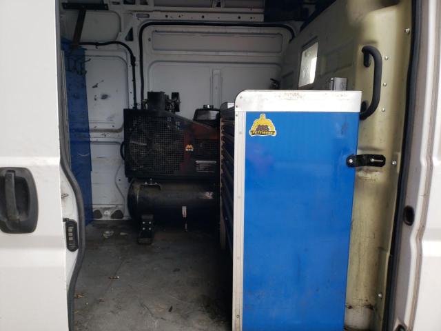 3C6URVJGXJE133977 - 2018 RAM PROMASTER 3500 HIGH 白色 照片 11