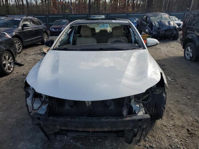 4T1BK1EB3DU023771 - 2013 TOYOTA AVALON BASE 白色 照片 5