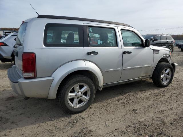 1D4PT2GK0BW528035 - 2011 DODGE NITRO SE SILVER photo 3