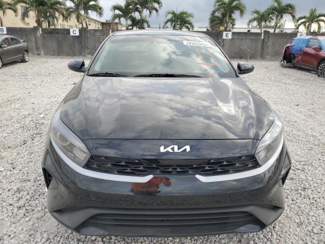 3KPF24AD1PE663480 - 2023 KIA FORTE LX BLACK photo 5