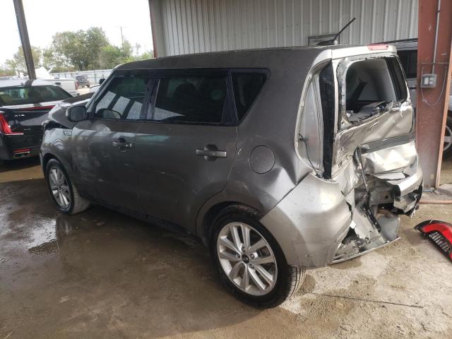 KNDJP3A52J7517613 - 2018 KIA SOUL + GRAY photo 2