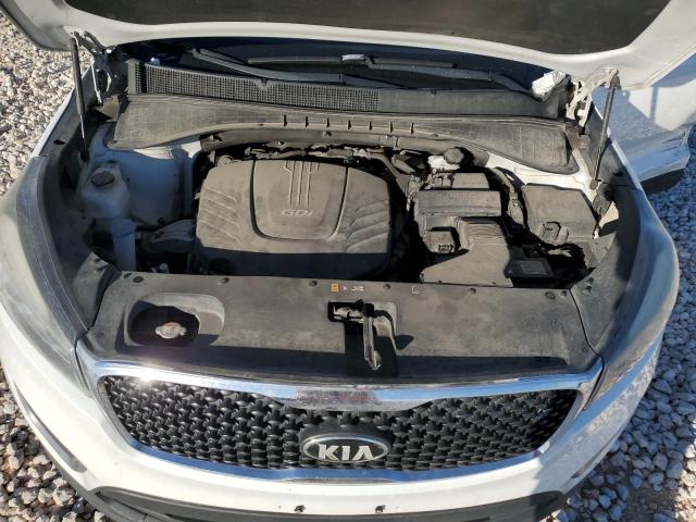 5XYPGDA55HG194056 - 2017 KIA SORENTO LX WHITE photo 12