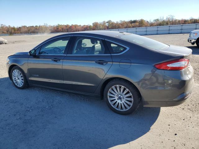 3FA6P0LUXFR157733 - 2015 FORD FUSION SE HYBRID CHARCOAL photo 2