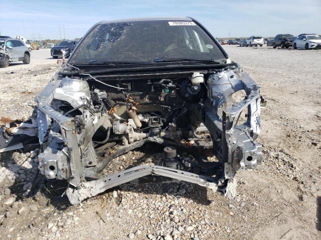 4T1B11HK3JU087738 - 2018 TOYOTA CAMRY L SILVER photo 5