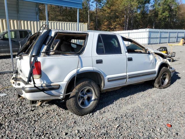 1GNCS13W9X2133620 - 1999 CHEVROLET BLAZER WHITE photo 3