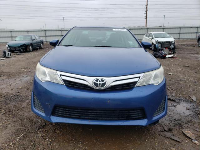 4T1BF1FK4EU769506 - 2014 TOYOTA CAMRY L BLUE photo 5