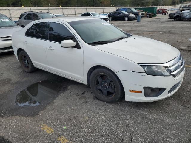 3FAHP0HA4AR424722 - 2010 FORD FUSION SE WHITE photo 4