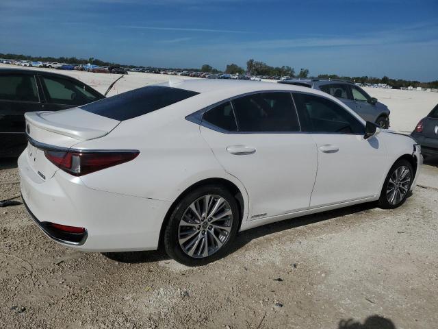 58ADA1C18MU005359 - 2021 LEXUS ES 300H WHITE photo 3