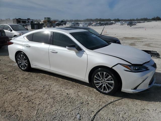 58ADA1C18MU005359 - 2021 LEXUS ES 300H WHITE photo 4