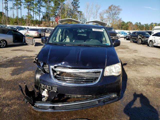 2A4RR5DGXBR664679 - 2011 CHRYSLER TOWN & COU TOURING BLUE photo 5
