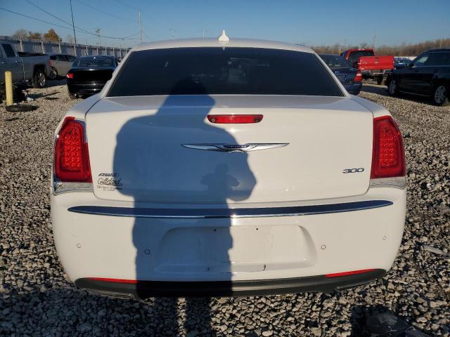 2C3CCAKG1JH302211 - 2018 CHRYSLER 300 LIMITED WHITE photo 6