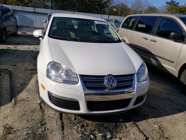 3VWAZ7AJ7AM100585 - 2010 VOLKSWAGEN JETTA LIMITED WHITE photo 5