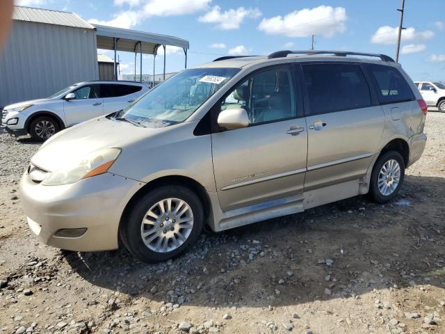 2007 TOYOTA SIENNA XLE, null