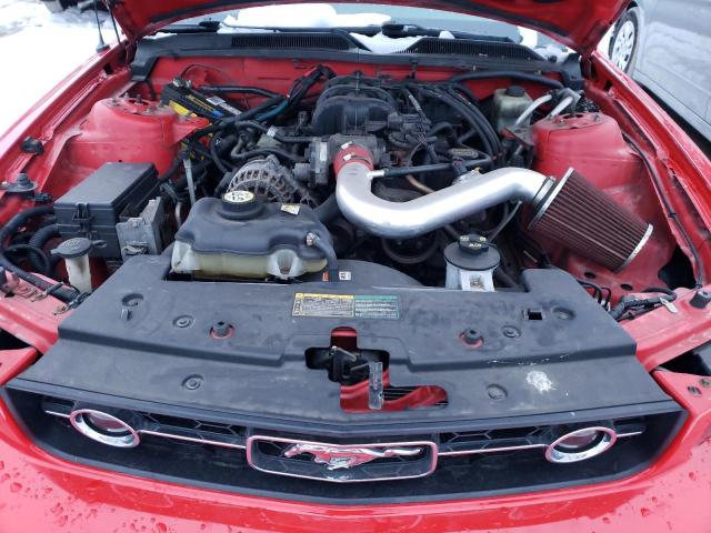 1ZVHT80N865233346 - 2006 FORD MUSTANG RED photo 11