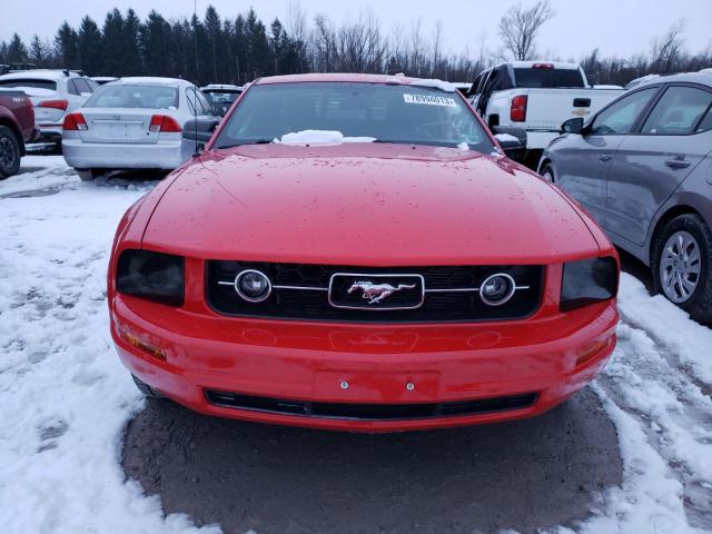 1ZVHT80N865233346 - 2006 FORD MUSTANG RED photo 5