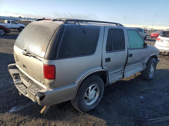 1GNDT13W612218729 - 2001 CHEVROLET BLAZER TAN photo 3