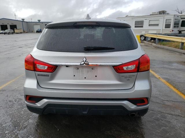 JA4AR3AUXKU027774 - 2019 MITSUBISHI OUTLANDER ES SILVER photo 6