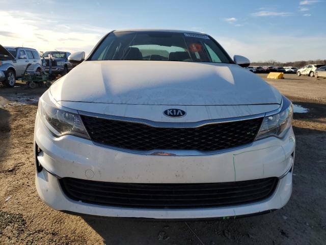 KNAGT4L33G5088507 - 2016 KIA OPTIMA LX WHITE photo 5