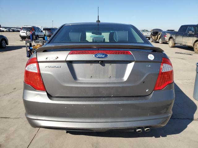 3FAHP0HA1BR235382 - 2011 FORD FUSION SE GRAY photo 6