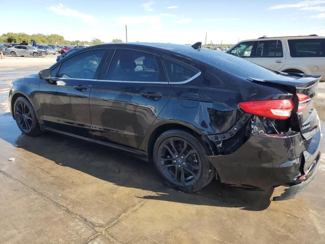 3FA6P0HD1KR108200 - 2019 FORD FUSION SE BLACK photo 2