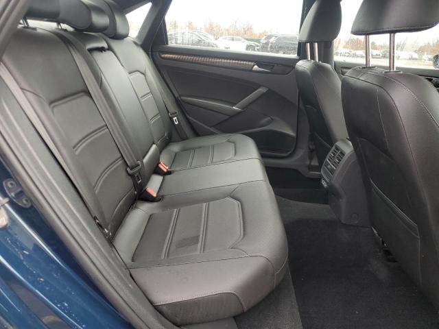 1VWMA7A35MC010752 - 2021 VOLKSWAGEN PASSAT R-LINE Blau Foto 10