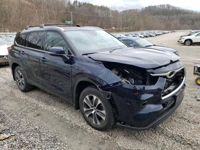 5TDGZRBH5LS515752 - 2020 TOYOTA HIGHLANDER XLE BLUE photo 4