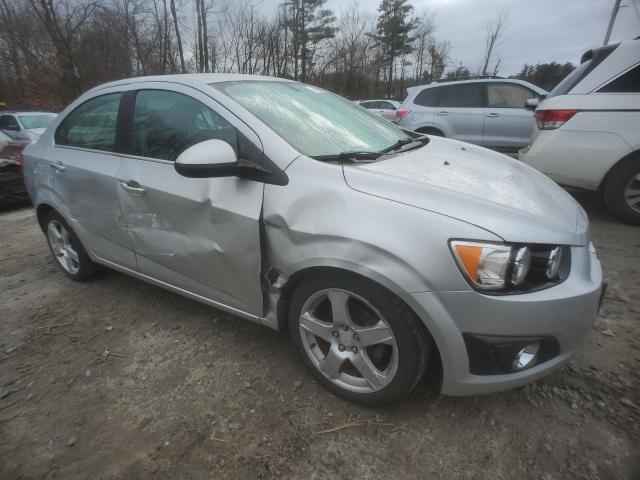 1G1JE5SB1G4143987 - 2016 CHEVROLET SONIC LTZ SILVER photo 4