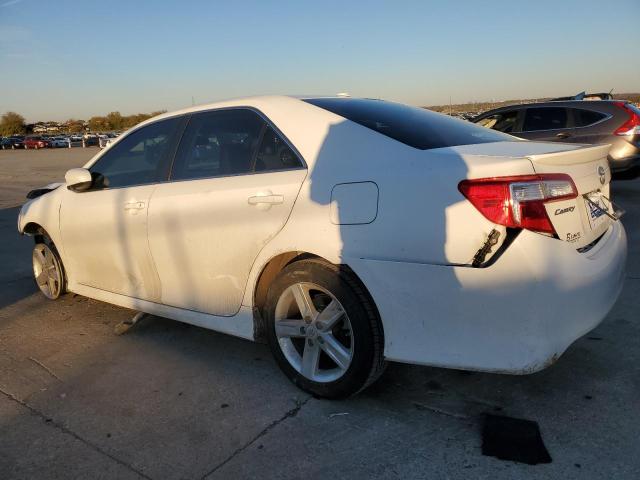 4T1BF1FK5CU571921 - 2012 TOYOTA CAMRY BASE WHITE photo 2