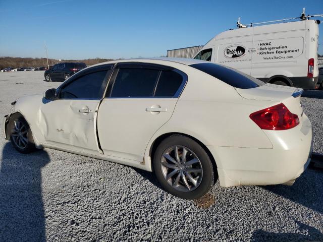 JNKBV61E97M726657 - 2007 INFINITI G35 WHITE photo 2