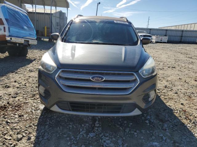 1FMCU0GD0JUA74342 - 2018 FORD ESCAPE SE GRAY photo 5