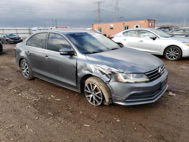 3VWDB7AJ4HM330273 - 2017 VOLKSWAGEN JETTA SE GRAY photo 4