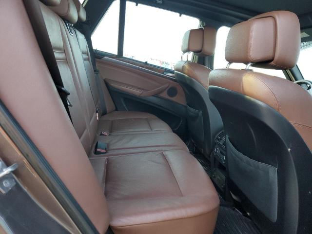 5UXZW0C53CL666350 - 2012 BMW X5 XDRIVE35D BROWN photo 10