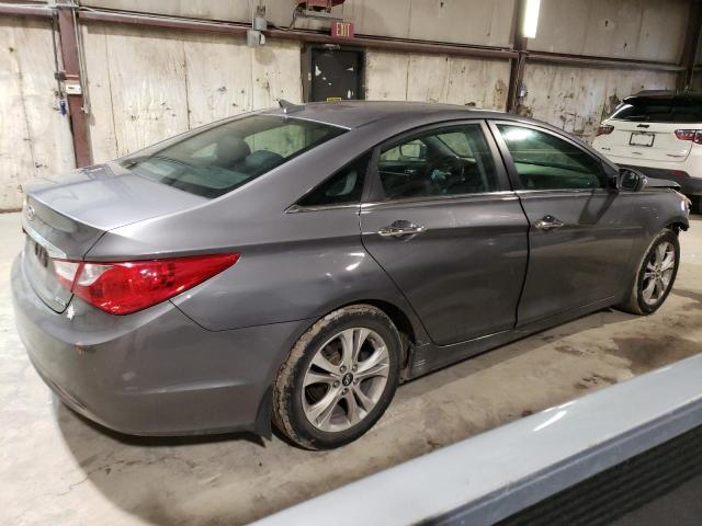 5NPEC4AC2BH160237 - 2011 HYUNDAI SONATA SE GRAY photo 3