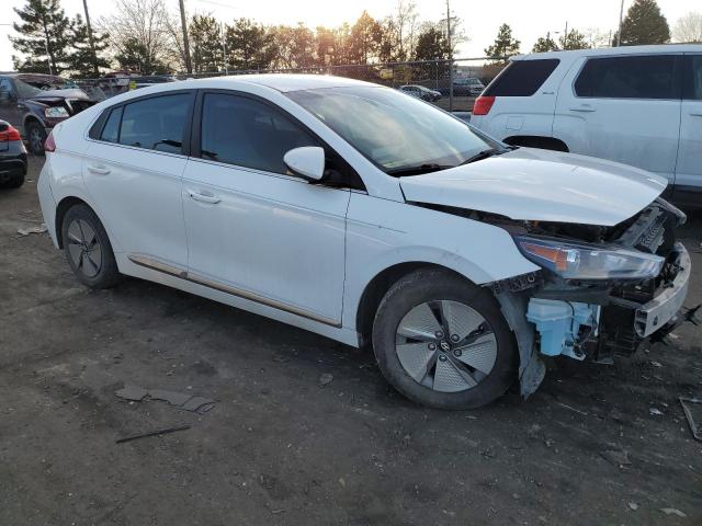 KMHC75LCXMU255406 - 2021 HYUNDAI IONIQ SE WHITE photo 4