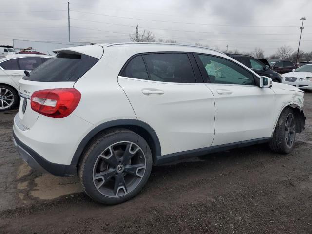 WDCTG4GB5JJ504847 - 2018 MERCEDES-BENZ GLA 250 4MATIC WHITE photo 3