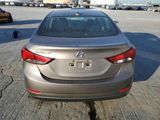 5NPDH4AE0FH640572 - 2015 HYUNDAI ELANTRA SE GRAY photo 6