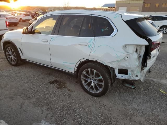 5UXCR6C02L9B85087 - 2020 BMW X5 XDRIVE40I WHITE photo 2