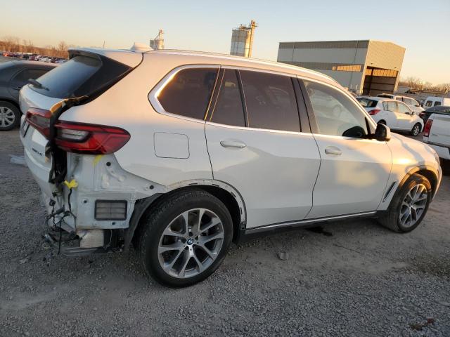 5UXCR6C02L9B85087 - 2020 BMW X5 XDRIVE40I WHITE photo 3